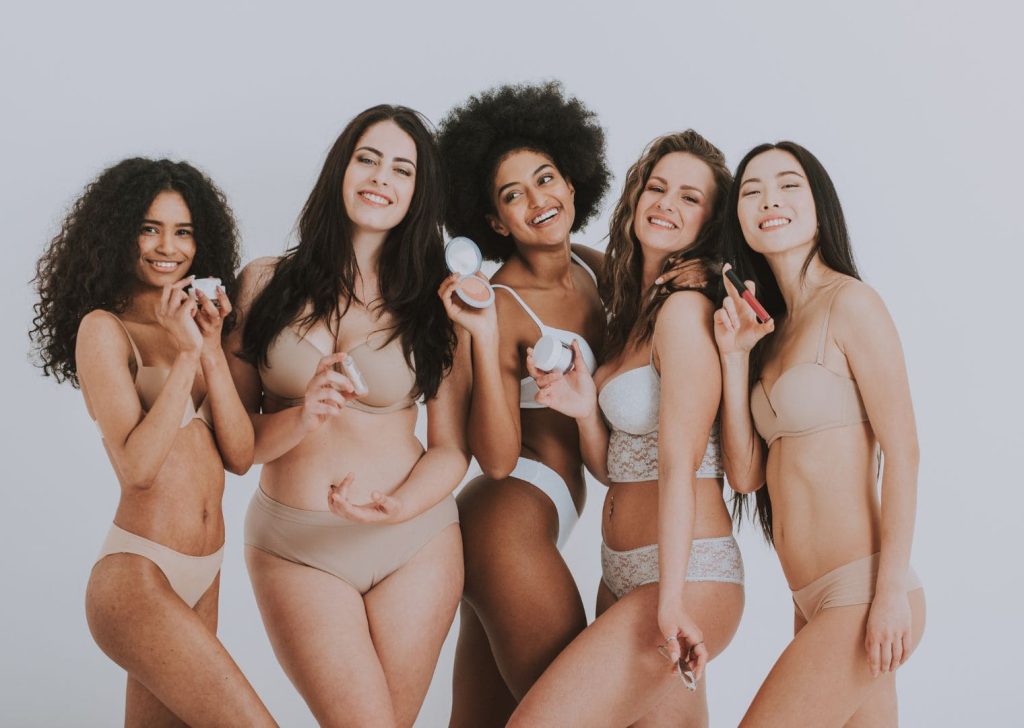 Le remodelage corporel s’adresse aux patients souhaitant améliorer leur silhouette.